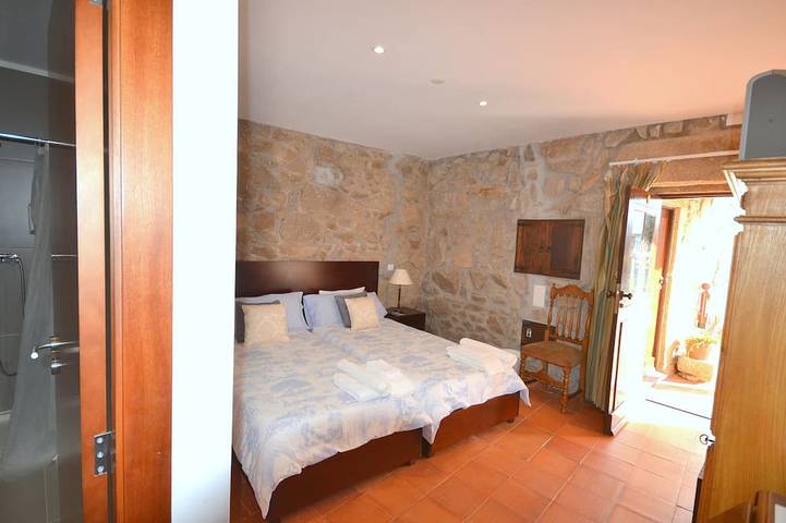 Location de vacances pour 6 personnes, avec piscine ainsi que jardin et terrasse à Braga - 3