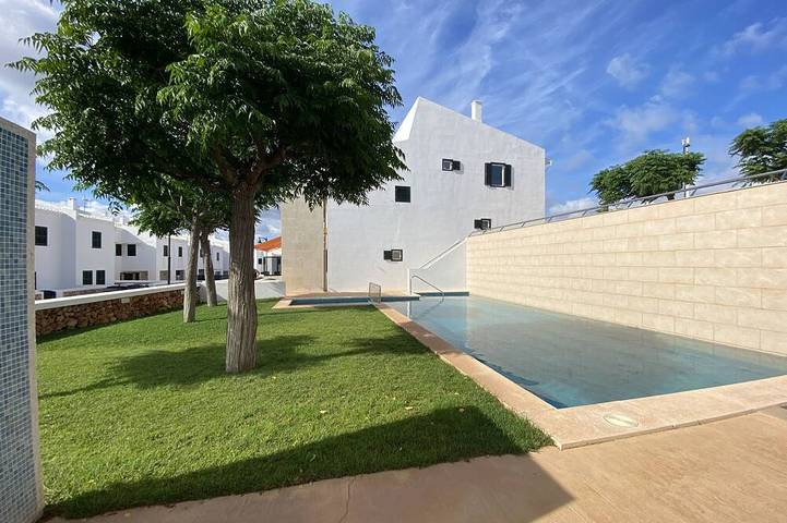 Chalet for 5 people, with pool and terrace - 1