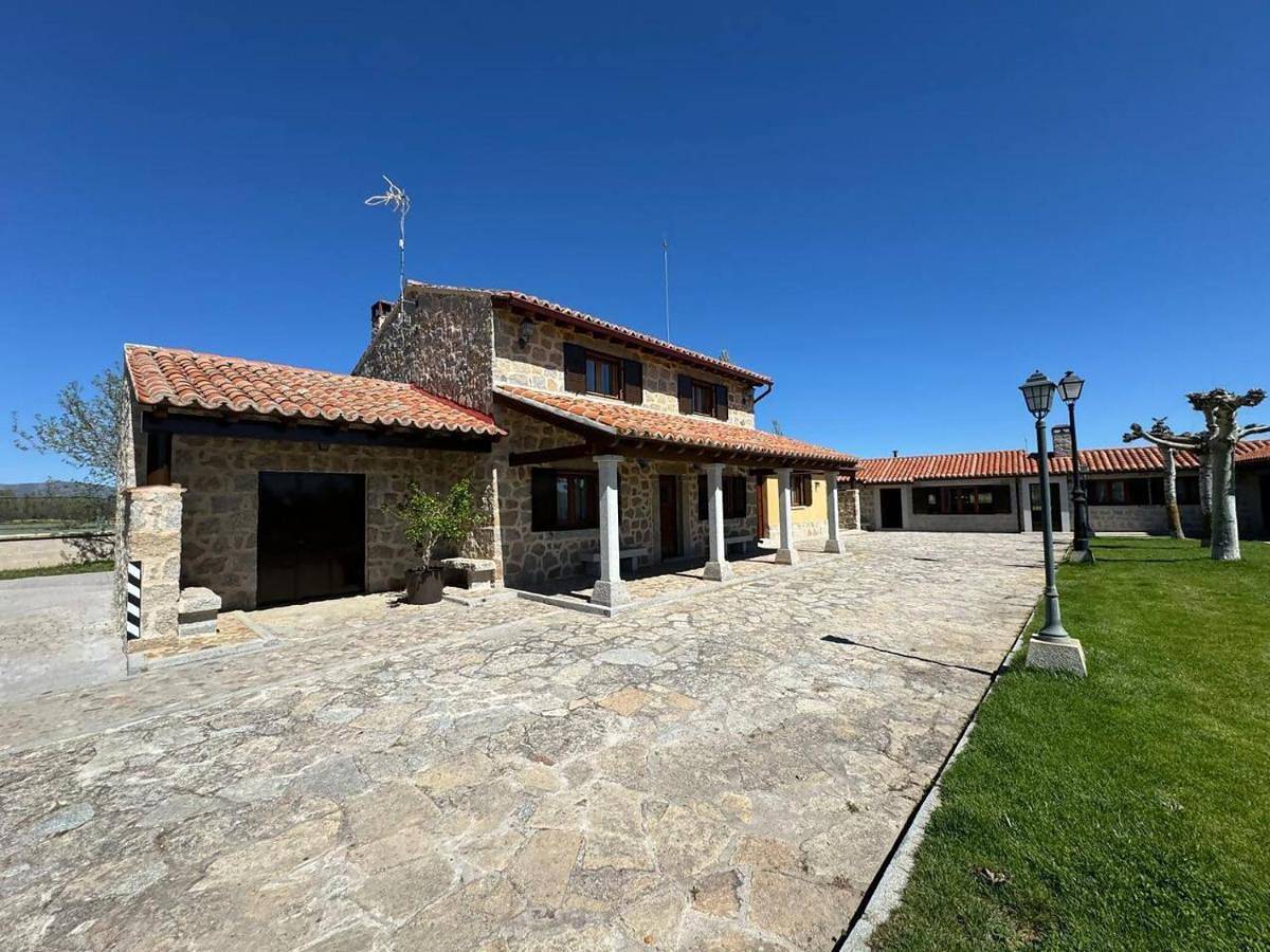Complejo Rural Los Cachos in Solosancho, Provincia de Ávila