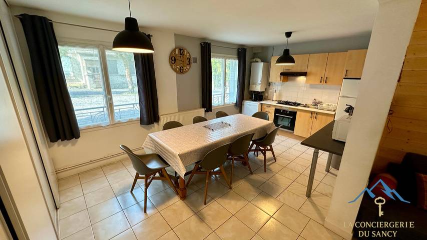 Gîte pour 8 personnes, avec jardin dans Gare Du Mont Dore - 2