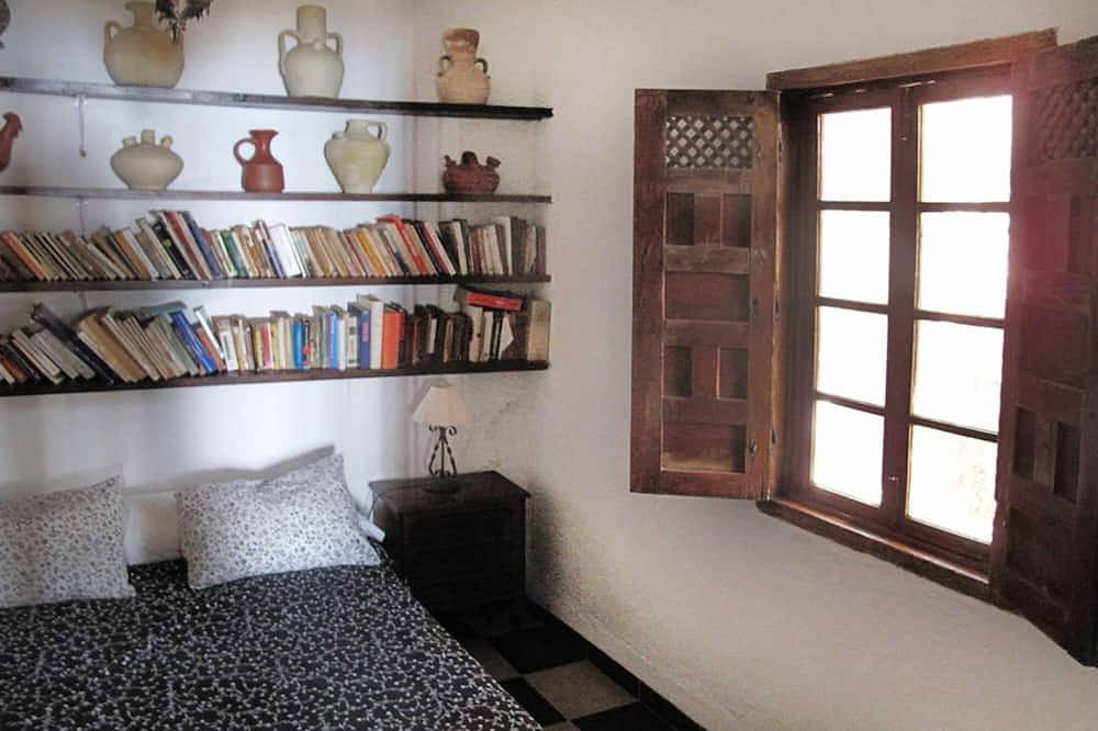 Magnifique maison andalouse dans une superbe réserve naturelle in Acantilados de Maro, Nerja