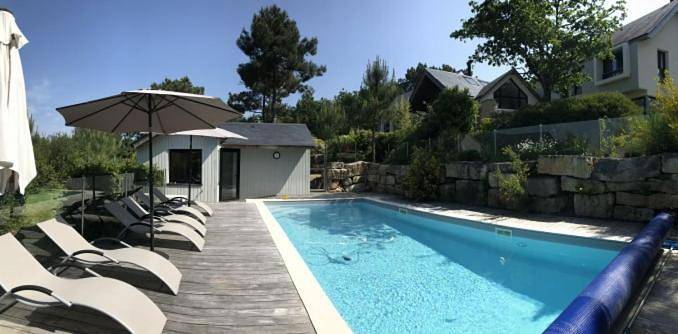 Maison d’hôte pour 2 personnes, avec piscine et sauna ainsi que vue et jardin à Baden (France)