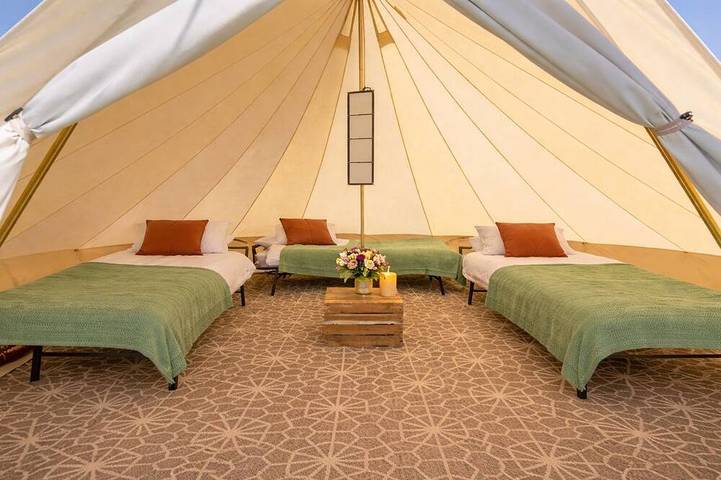 Glamping for 4 people, with garden in Edinburgh