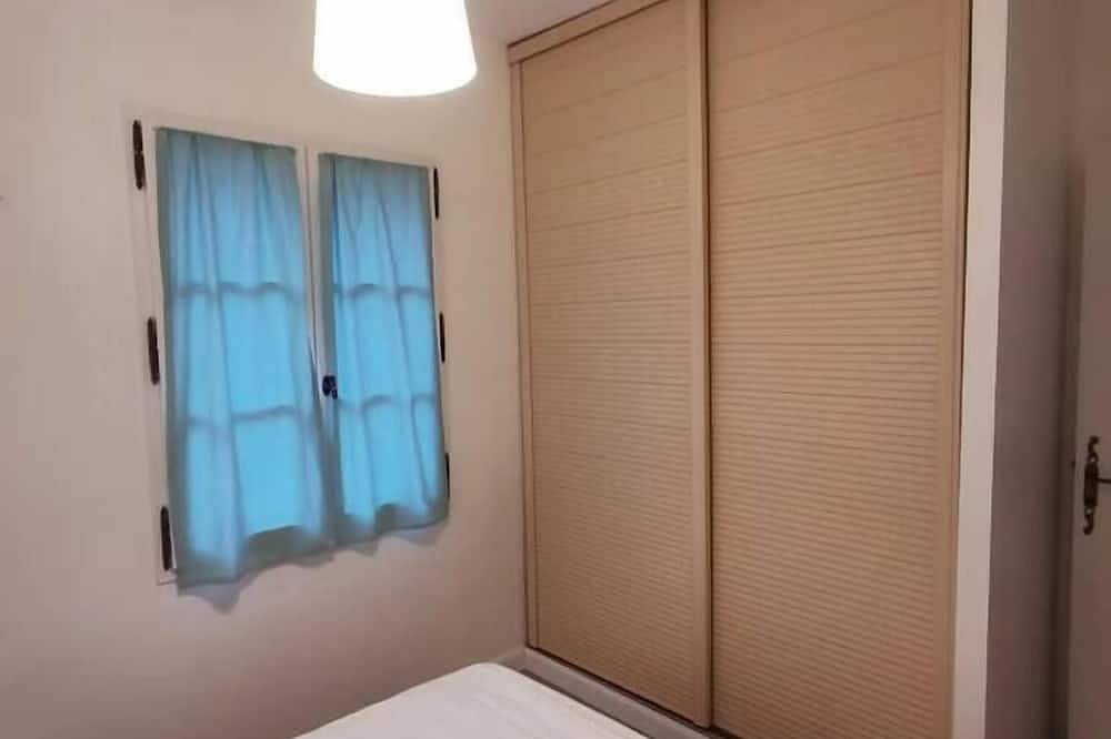 Quiet house in holiday residence and beautiful swimming pool in Fayence, Draguignan Region