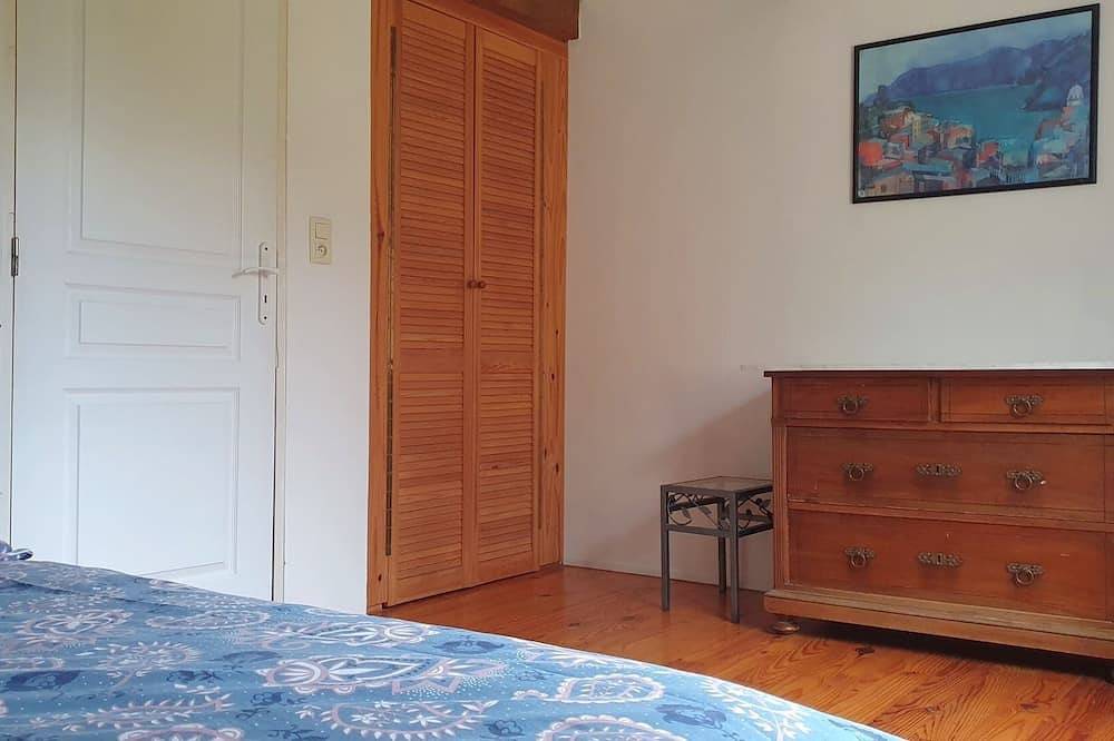 Ferienhaus für 6 Personen mit großem Garten, Spielgeräten und Tieren in Ver, Coutances und Umgebung