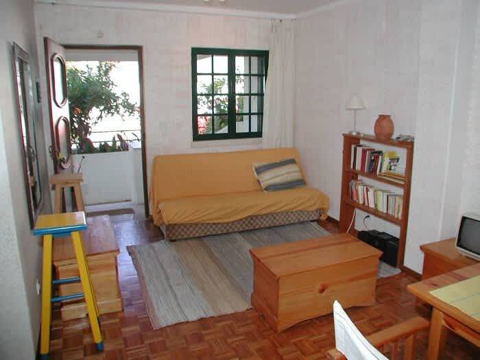 Ganze Wohnung, Ferienwohnung für 2 Personen mit Balkon/Terrasse in Praia da Areia Branca, Lourinhã