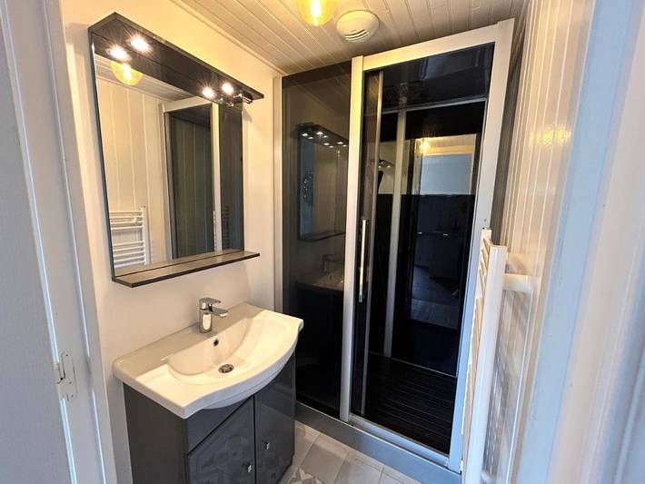 Location de vacances pour 10 personnes, animaux acceptés à La Bouillie - 2