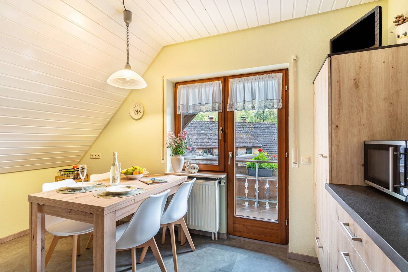 Ganze Wohnung, Ferienwohnung 'Furtwengler' mit privatem Garten, Balkon und Wlan in Oberharmersbach, Mittlerer Schwarzwald