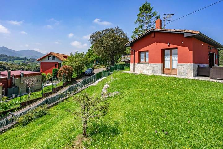 Casa rural para 2 personas, con jardín en Sebreño - 2