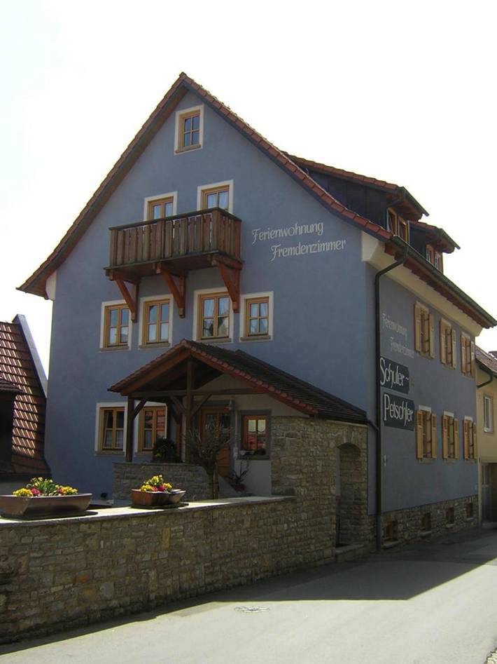 Ferienwohnung für 7 Personen, mit Ausblick und Balkon - 1