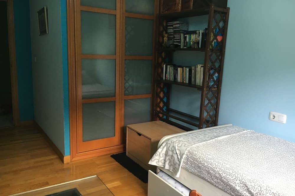 Ganze Wohnung, Raxo Poio: Ferienwohnung - Raxó - Poio in Poio, Rías Baixas