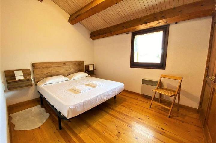 Gîte pour 6 personnes, avec jardin à Bourg-Madame - 2