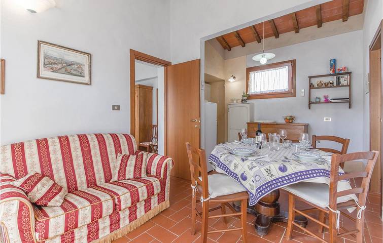 Location de vacances pour 4 personnes, avec piscine ainsi que terrasse et jardin à Arezzo - 4