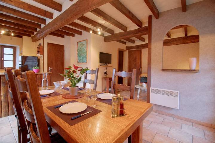 Gîte pour 4 personnes, avec terrasse, animaux acceptés à Estaing - 3