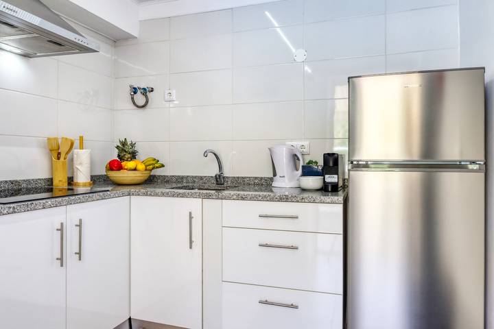 Gîte pour 2 personnes, avec terrasse ainsi que vue sur l’océan et piscine à Ponta do Sol - 3