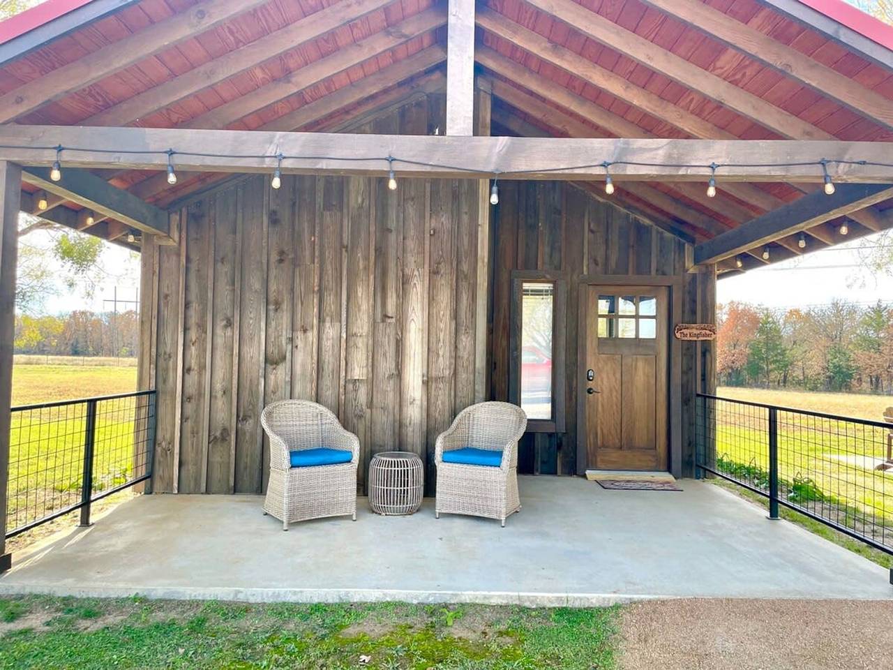 The Kingfisher Cabin 15Min to Magnolia & Baylor in McLennan County