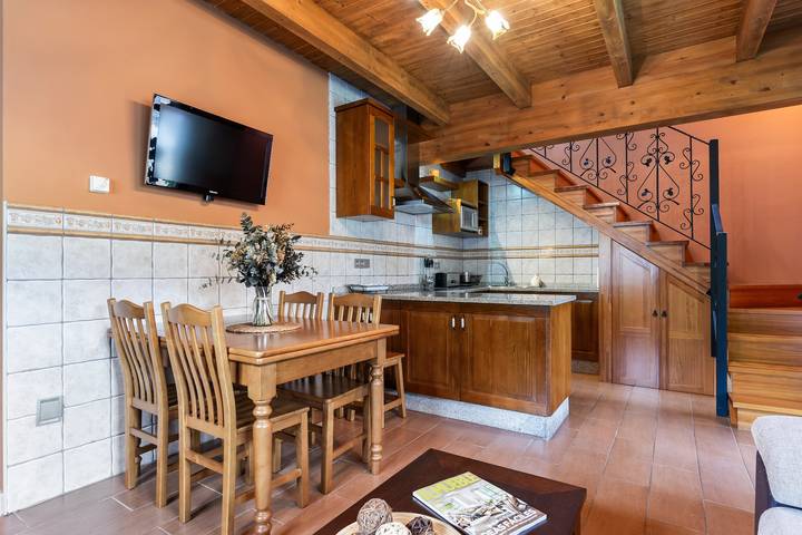 Casa rural para 4 personas, con Balcón además de Jacuzzi y Jardín en Eo-Navia - 4