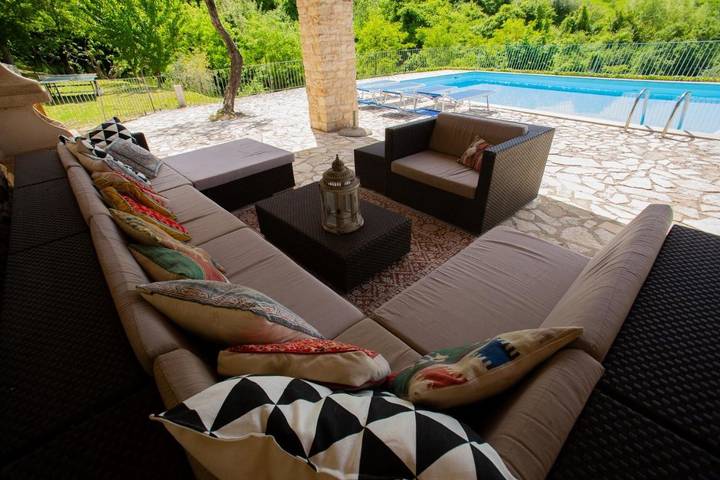 Gîte pour 4 personnes, avec piscine ainsi que jardin et vue dans Molise - 2