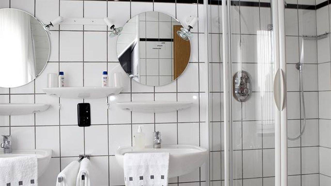 Ganze Ferienwohnung, Ferienwohnung für 3 Personen (60 m²) in Westerstede in Westerstede, Ammerland