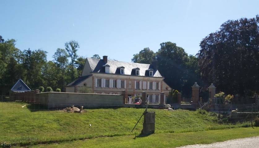 Location de vacances pour 7 personnes, avec bassin pour enfant et piscine ainsi que jardin et vue, animaux acceptés dans Aÿ-Champagne - 4