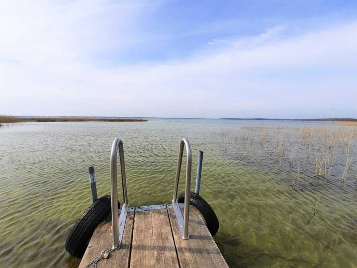 Ferienwohnung für 2 Personen, mit Balkon und Garten sowie Seeblick und Ausblick in Waren (Müritz) - 4