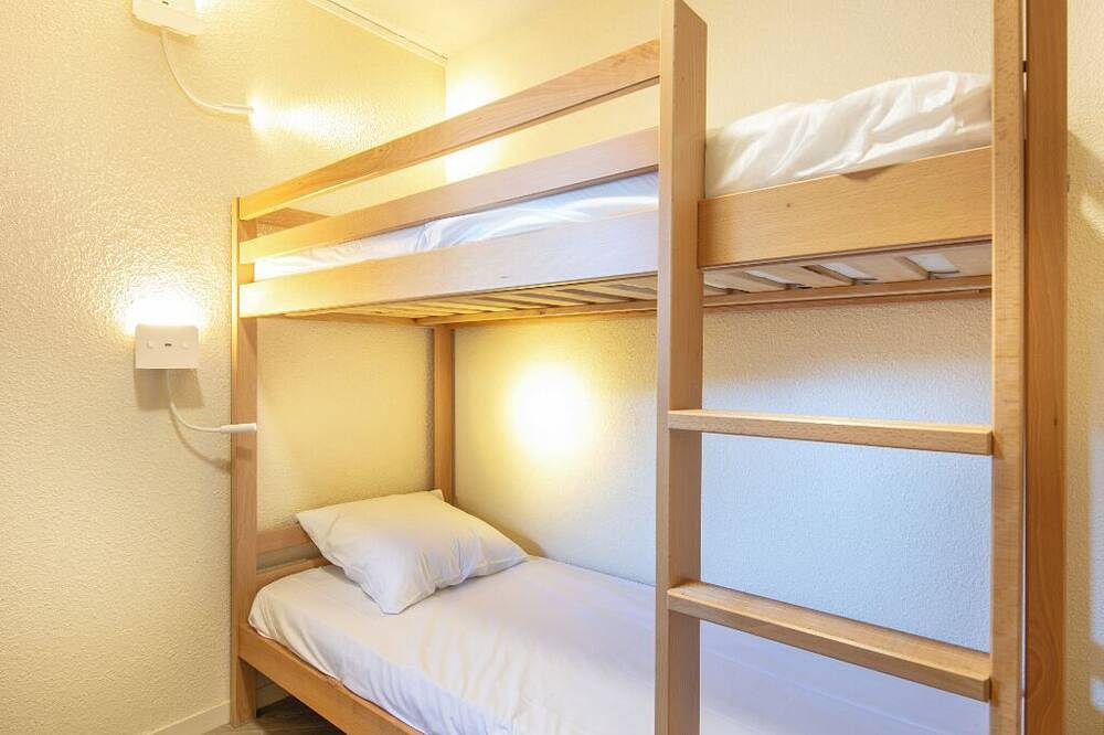 Ganze Wohnung, La Perrière*** 4P8S - Drei Schlafzimmer Wohnung, Schläft 8 in Saint-Colomban-des-Villards, Region Saint-Jean-de-Maurienne
