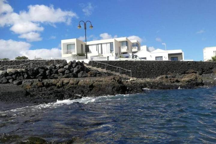Casa rural para 6 personas, con balcón además de piscina y jardín en Haría - 2