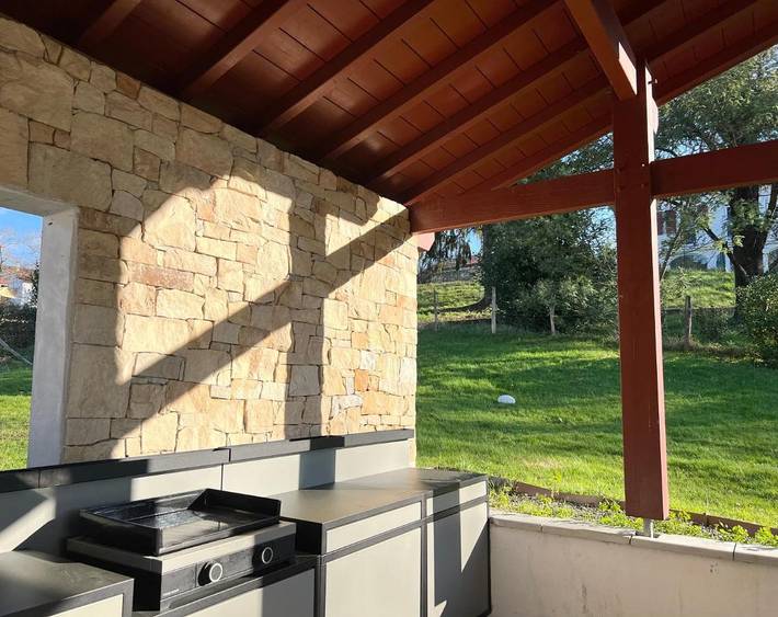 Location de vacances pour 7 personnes, avec jardin et piscine à Lahonce - 3