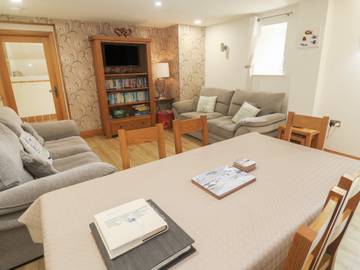 Holiday Home for 5 People in Cornwall, Photo 3