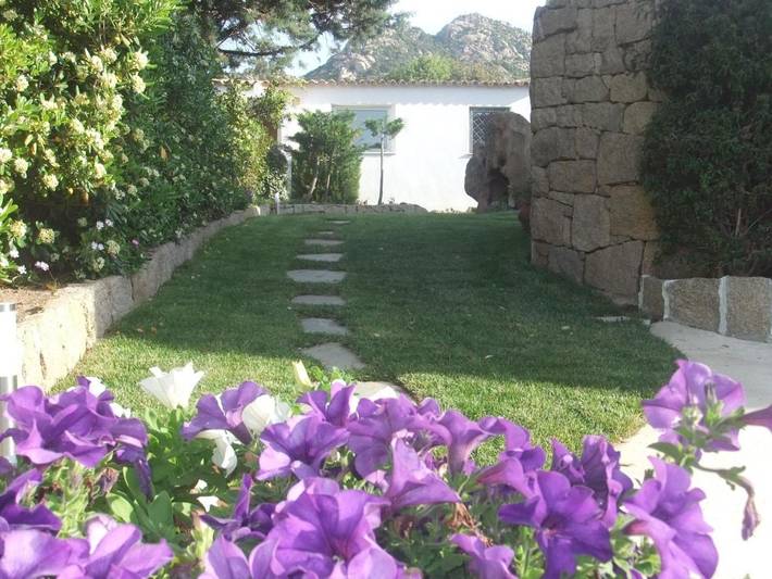 Location de vacances pour 2 personnes, avec jardin et balcon à Arzachena - 3