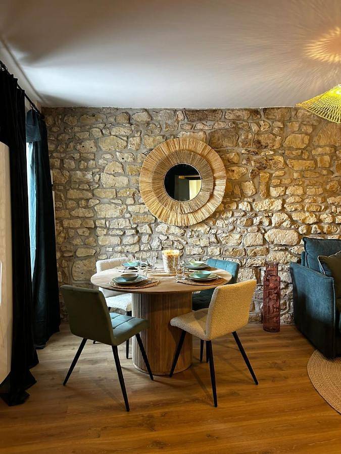 Appartement entier, One-Bedroom Apartment in Venette, Oise