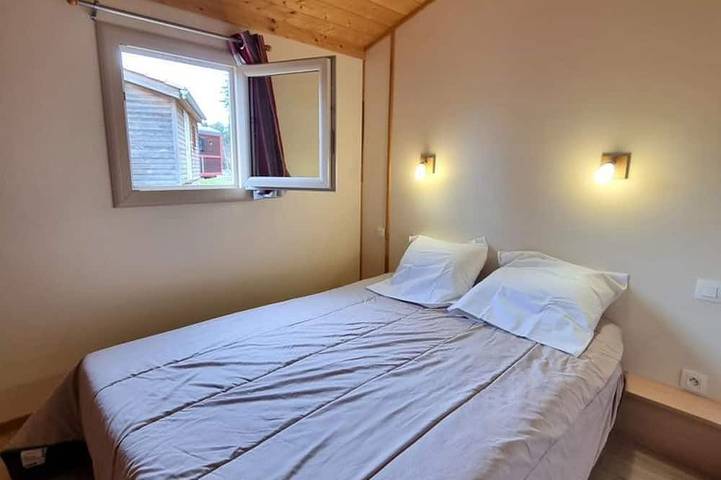 Gîte pour 6 personnes, avec jardin à Usson-en-Forez - 3