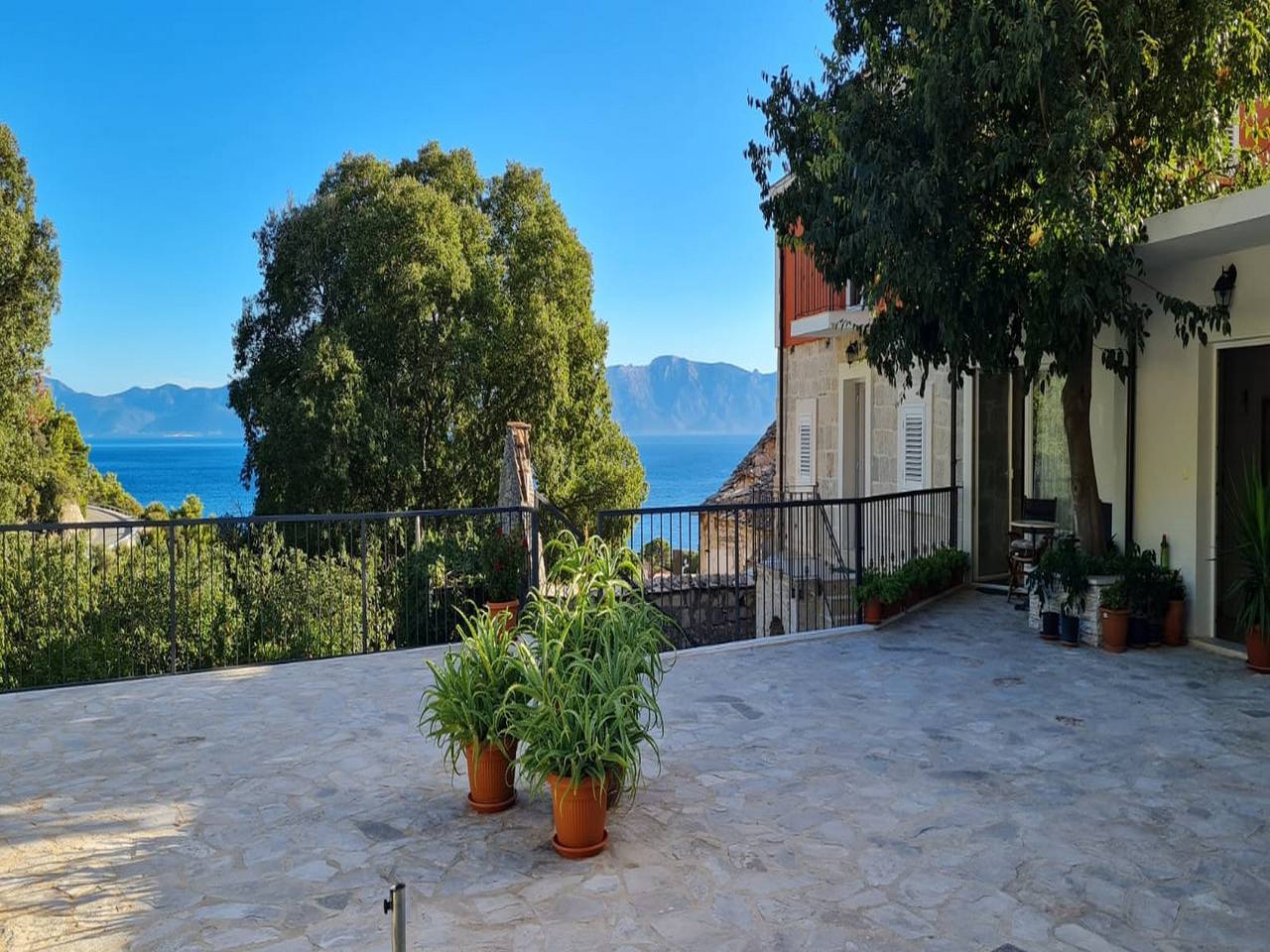 Ferienhaus für 6 Personen mit Balkon in Drvenik, Makarska Riviera