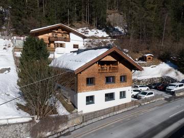 Ferienhaus für 13 Personen, mit Garten und Terrasse in Tirol