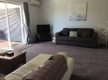 Cottage for 4 People in Taupo, Taupo District, Photo 1