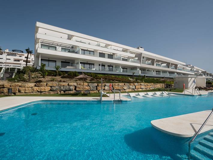 Apartamento de vacaciones para 4 personas, con terraza además de jardín y piscina para niños - 1