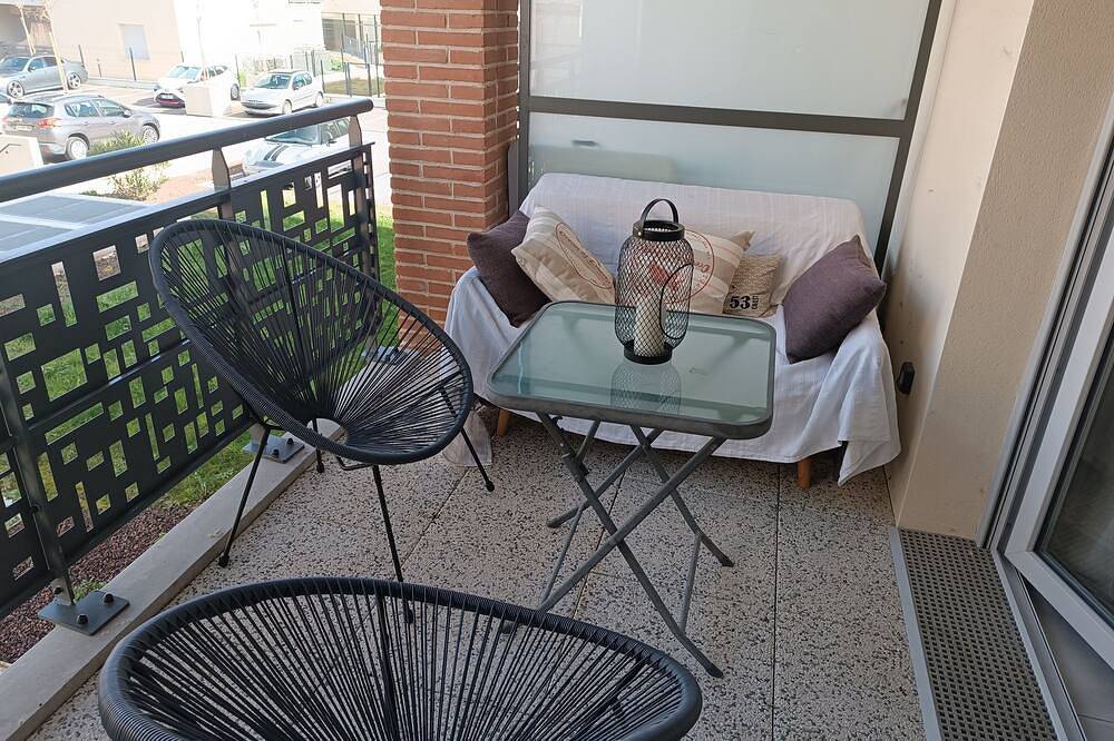 Apartamento entero, T2 apartment 2 steps from public transport in Plaisance-du-Touch, Alto Garona