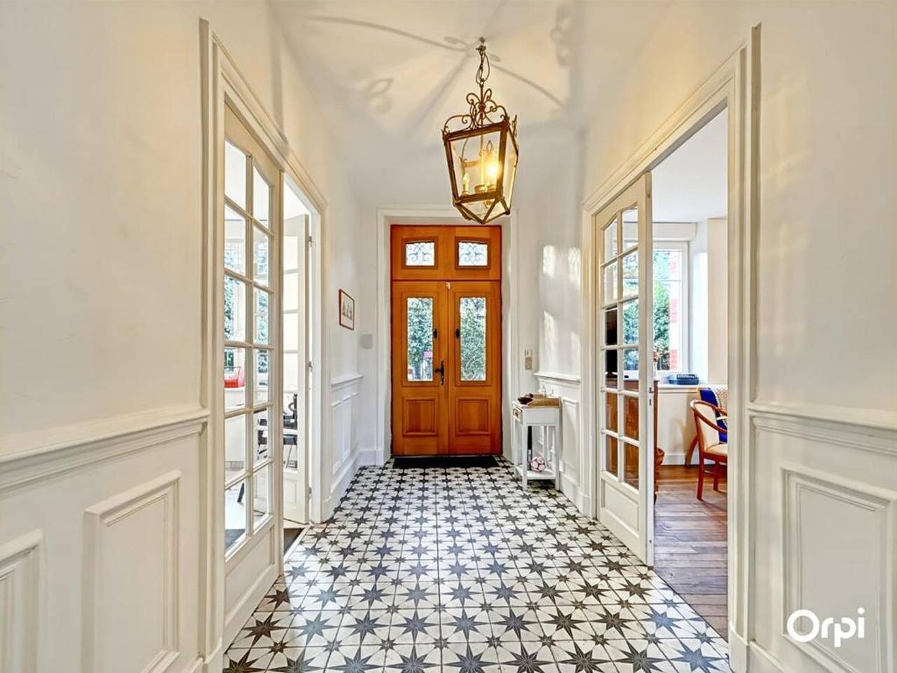 Casa familiar renovada 14 plazas a 10 min de playas, aparcamiento y wifi in Quéven, Côte des Mégalithes