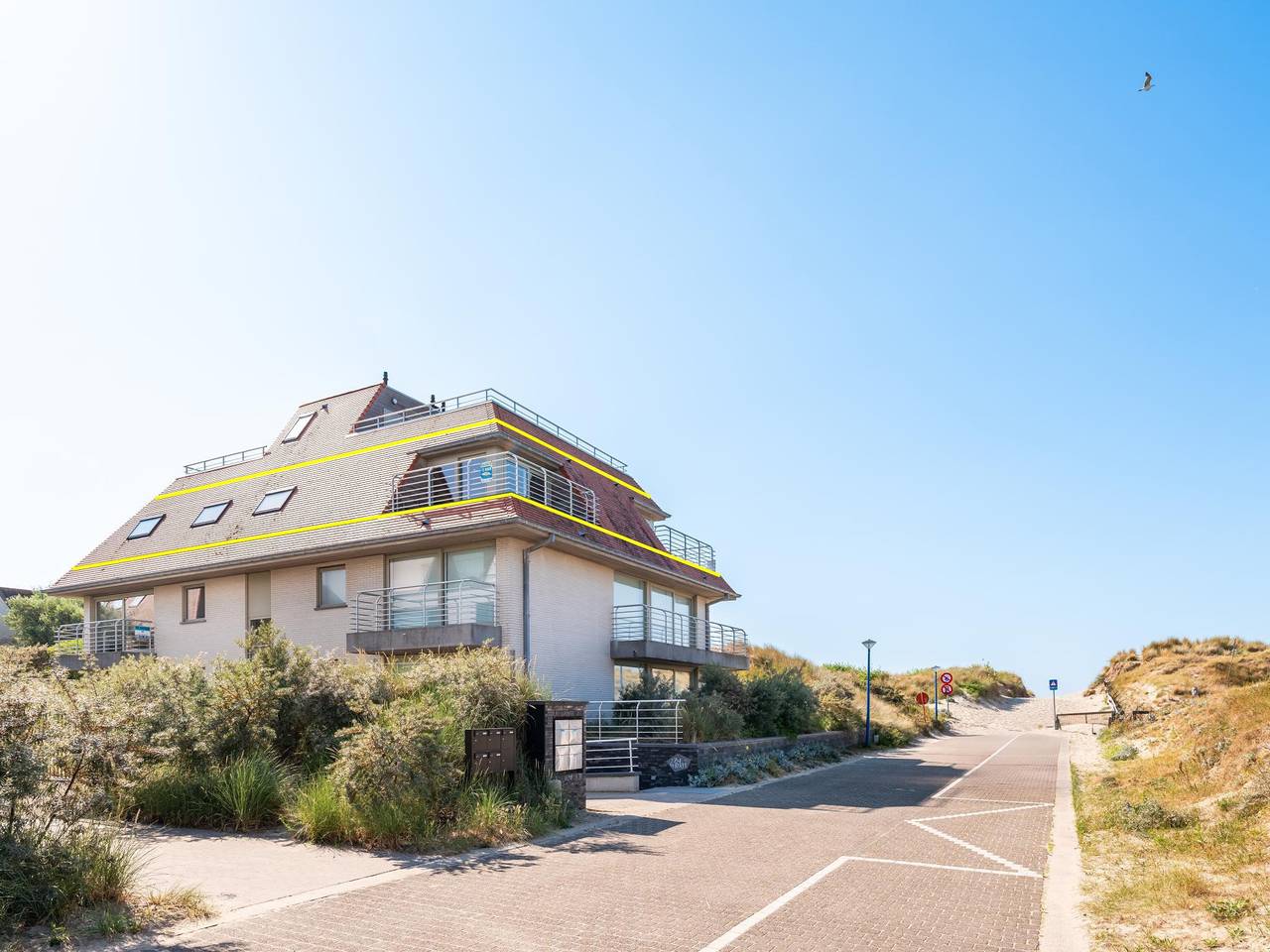 Ganze Wohnung, Schöne Wohnung direkt am Strand
in Koksijde-Bad, Koksijde