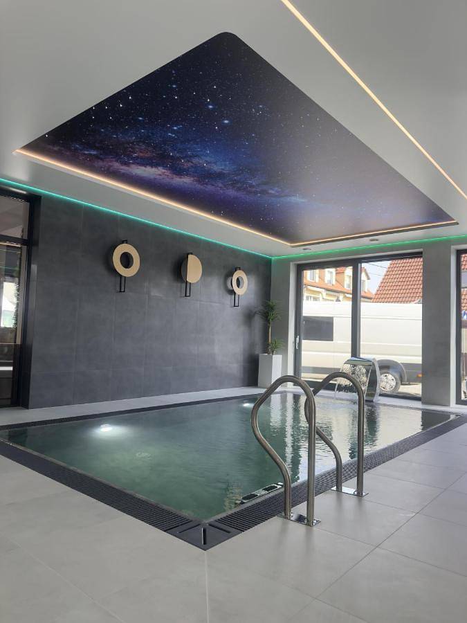 Ośrodek wypoczynkowy dla 2 osób, z basen i sauna oraz taras i jacuzzi na Pomorze