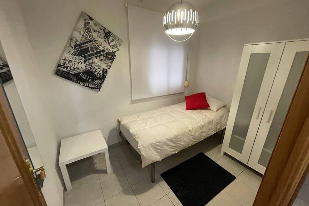Entire apartment, Apartment Valdavia excellent location in Alcobendas, Madrid Province