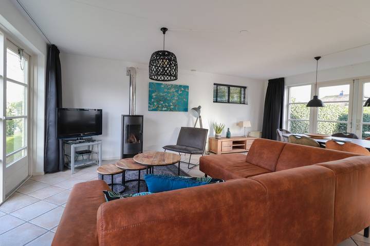 Villa für 6 Personen, mit Terrasse und Balkon/Terrasse in Makkum - 3