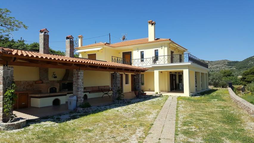 Location de vacances pour 6 personnes, avec jardin ainsi que vue sur l’océan et balcon dans Égine - 4