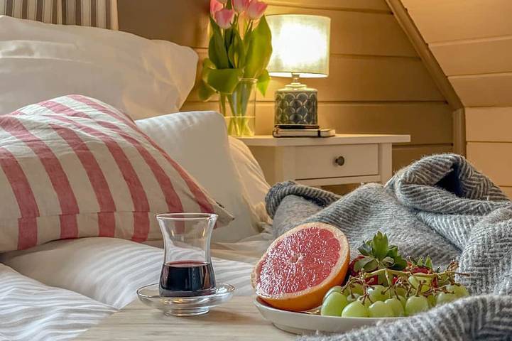 Traumhaff®Cozy Pilots Romance with fireplace, private Nordicspa, fireplace, boat in Rieth am See, Luckow