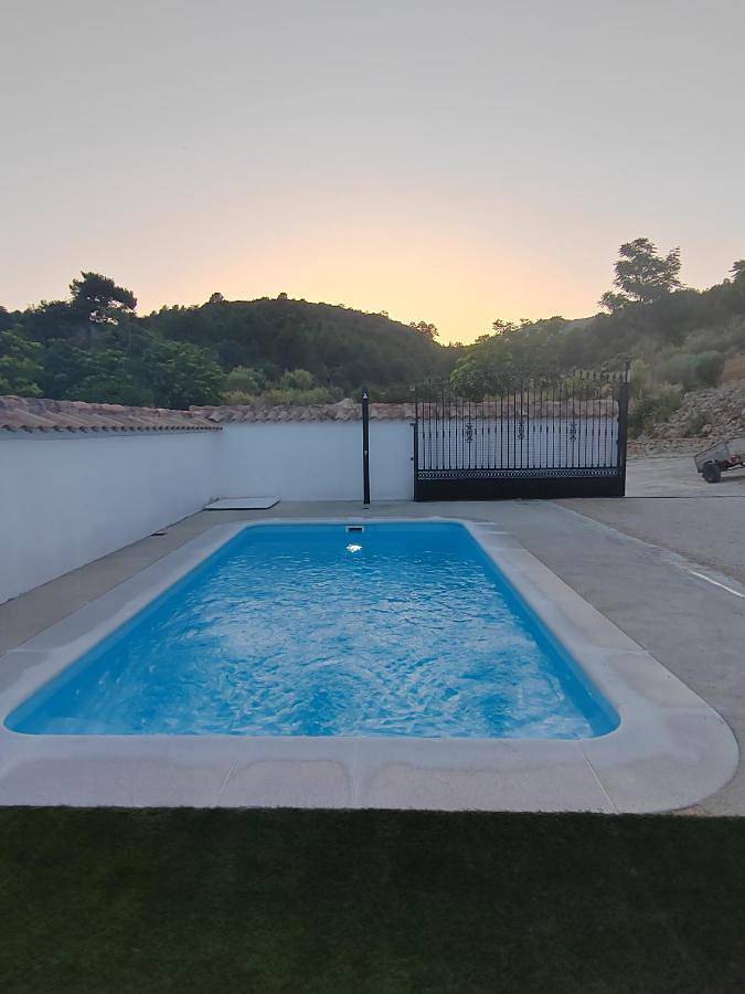 Casa rural para 19 personas, con piscina además de jardín y vistas, Se admiten mascotas en Huéscar - 4