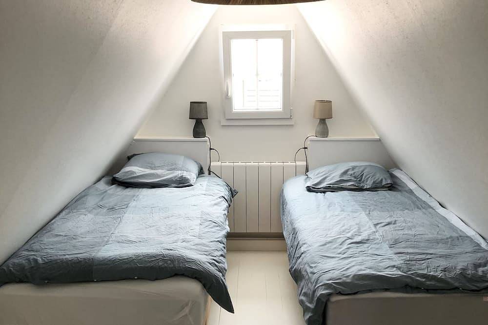 Maison de Pêcheurs Rénovée au Coeur du Village in Wissant, Région de Boulogne-sur-Mer