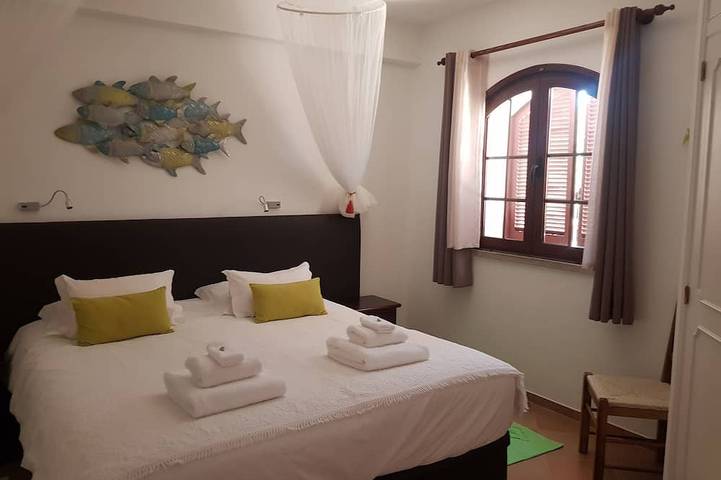 Ganze Wohnung, Monte-Bougainvillea Ferienwohnungen im zentralen Algarve -Lirios- in Conceição e Estoi, Faro Distrikt