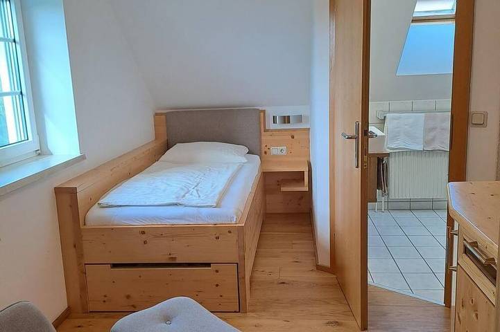 B&B für 2 Personen, mit Balkon und Garten in Steirerland