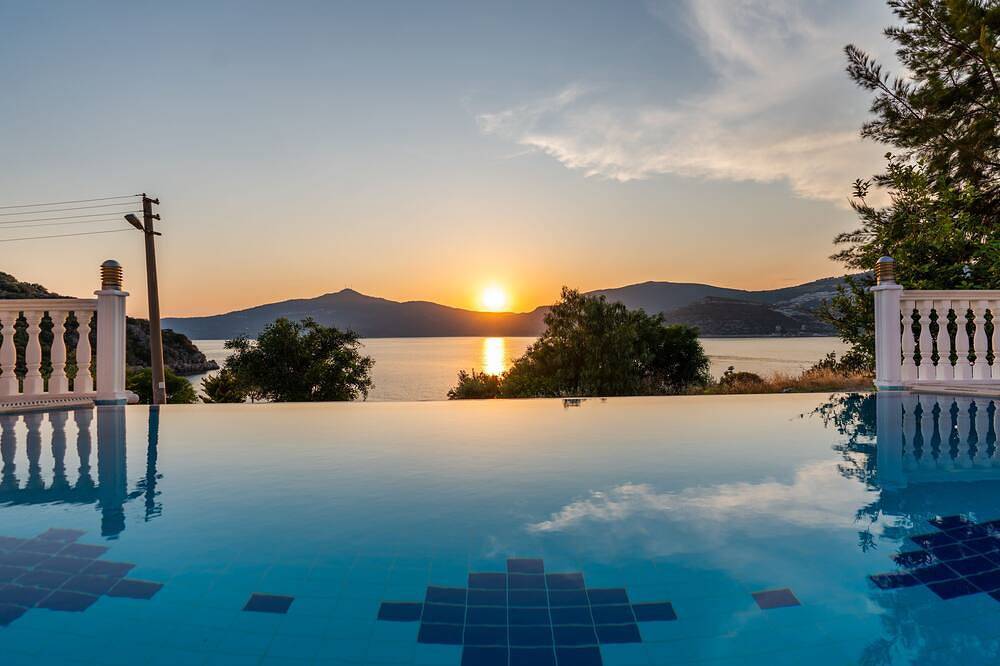 Rooms by the sea in Kaş, Antalya Province