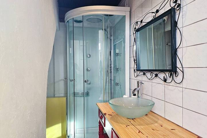 Location de vacances pour 4 personnes, avec jardin et terrasse à Saint-Maximin-la-Sainte-Baume - 4